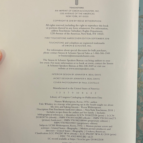 Reese Witherspoon ‘Whiskey in a Teacup' First Edition Hardcover September 2018 - Picture 2 of 14